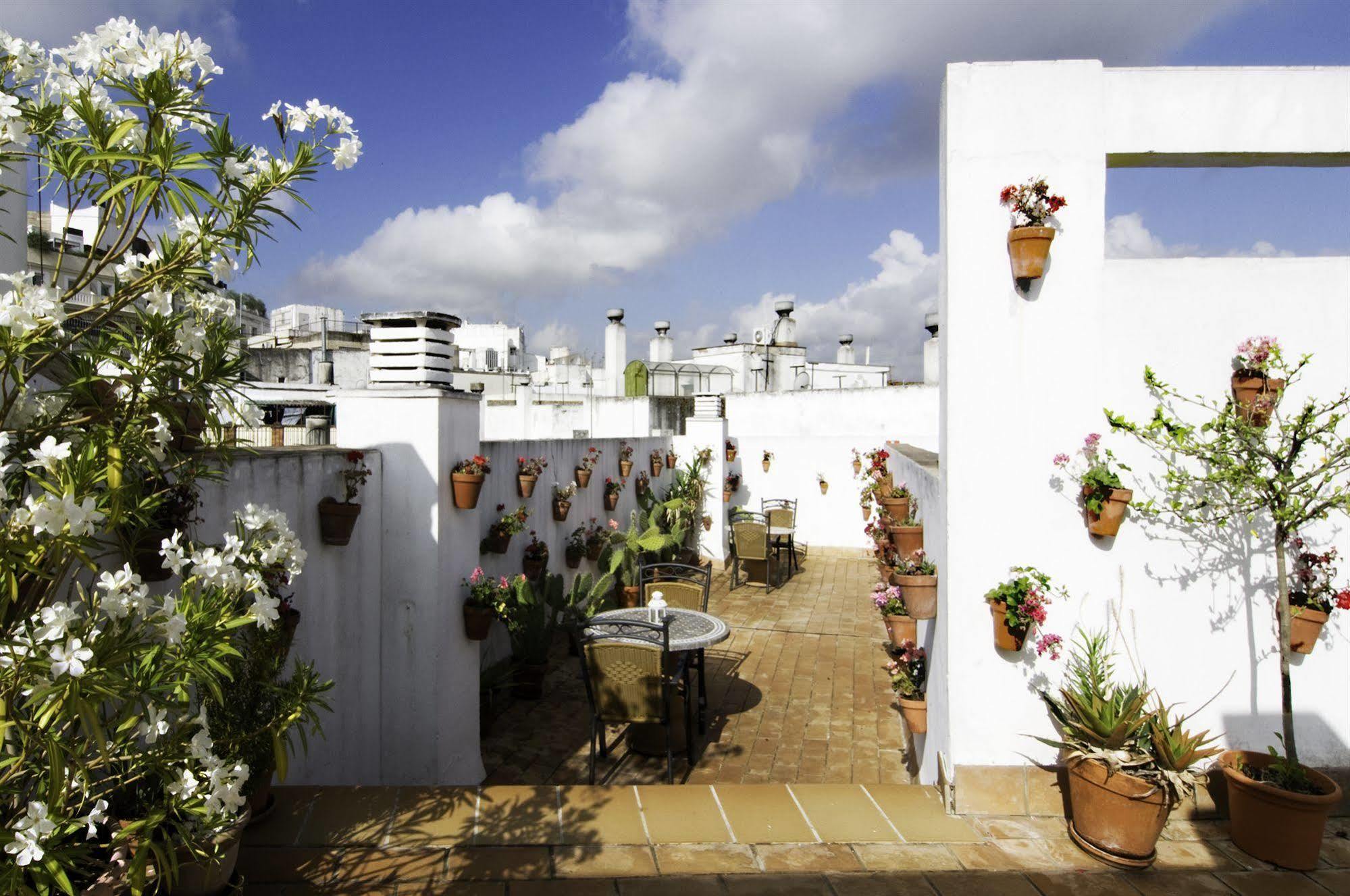 Un Patio Al Sur Hotel Seville Luaran gambar